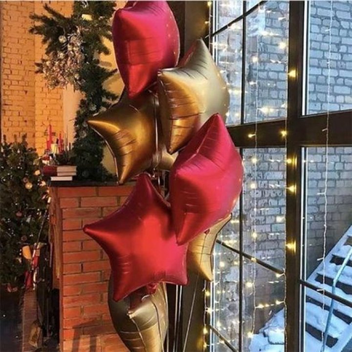 Фонтан шаров "Старлидж" в Владивостоке