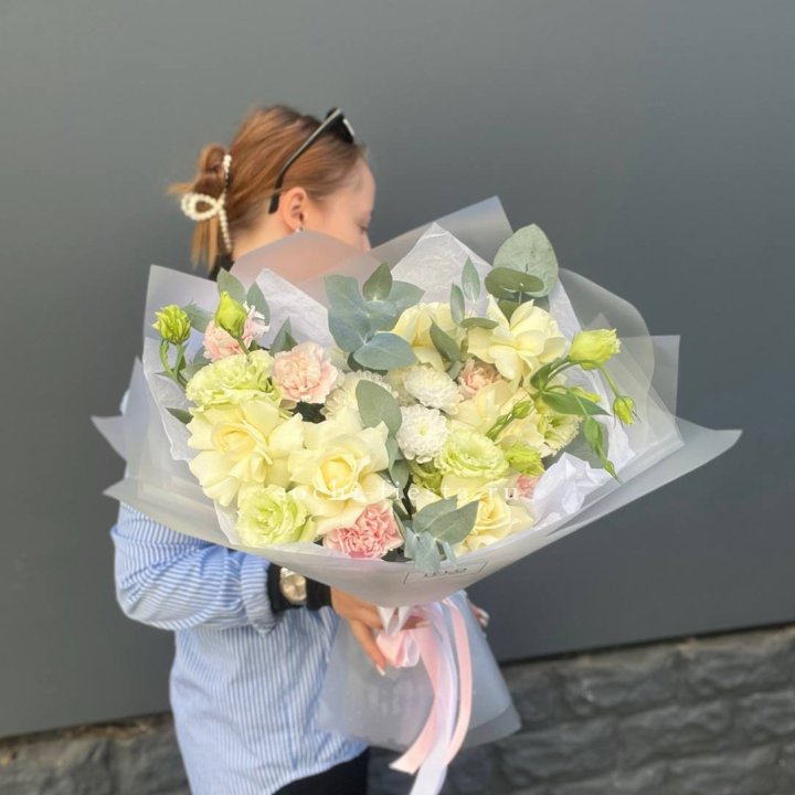  Букет  "Тонкая луна" в Владивостоке