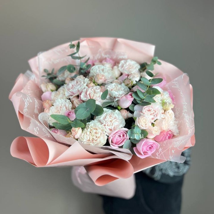  Букет  "Любовь в её глазах" в Владивостоке