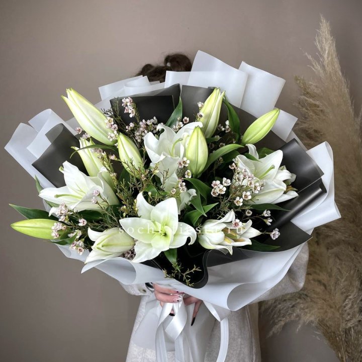 Букет лилий Снежная королева в Владивостоке