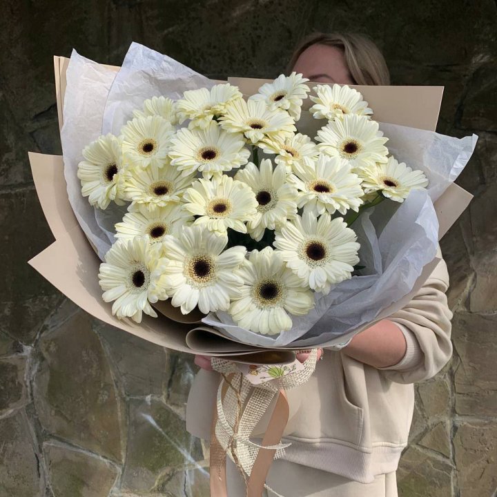 Букет голландских гербер "Шейн"" в Владивостоке