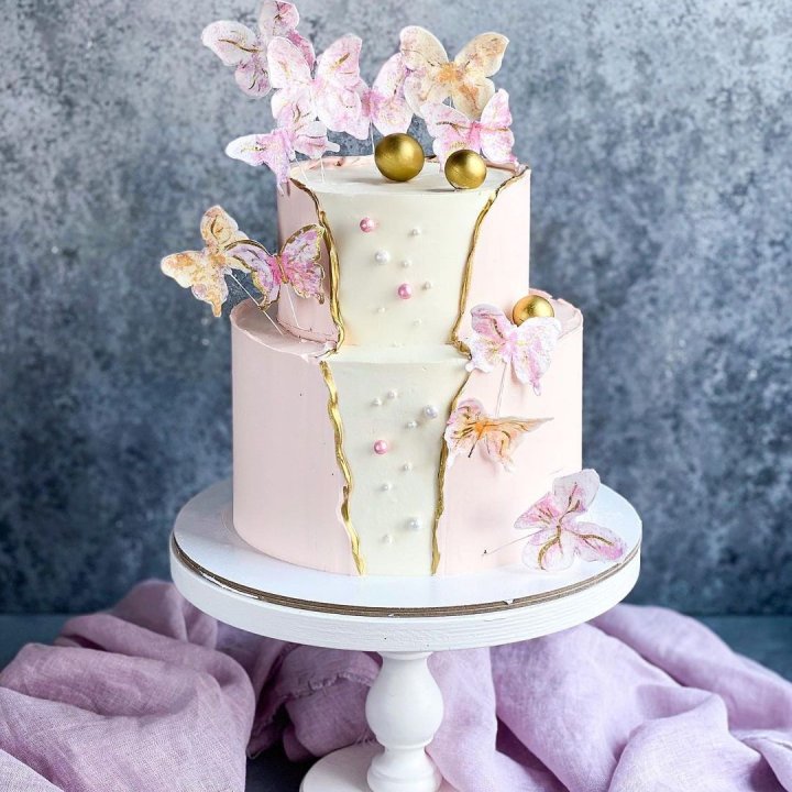 Торт "Бабочки в животе" в Владивостоке