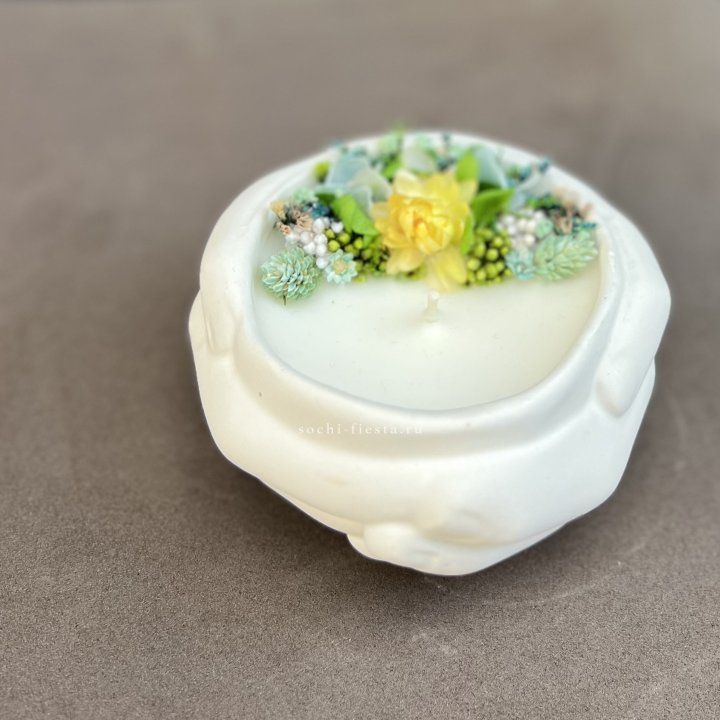 Свеча ароматическая в гипсе Руки в Владивостоке