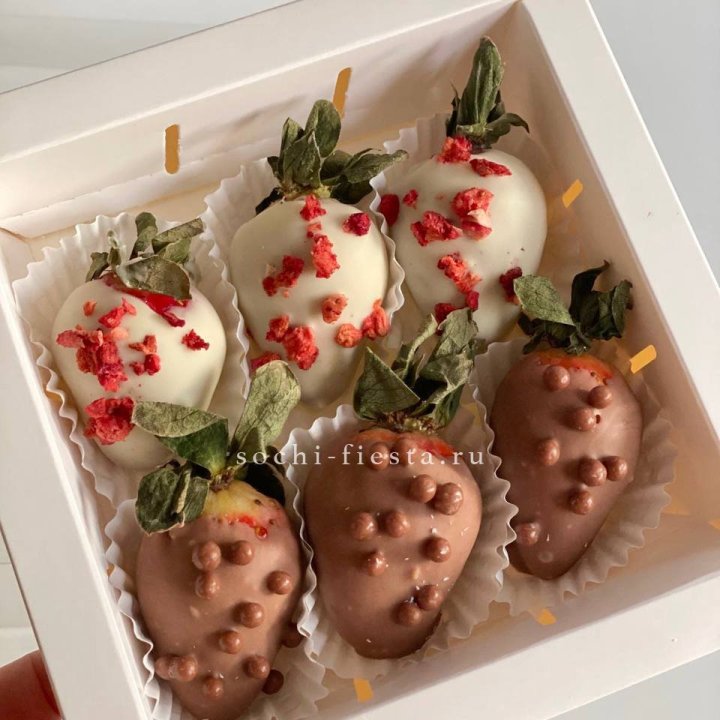 Клубника в шоколаде 6 ягод в Владивостоке