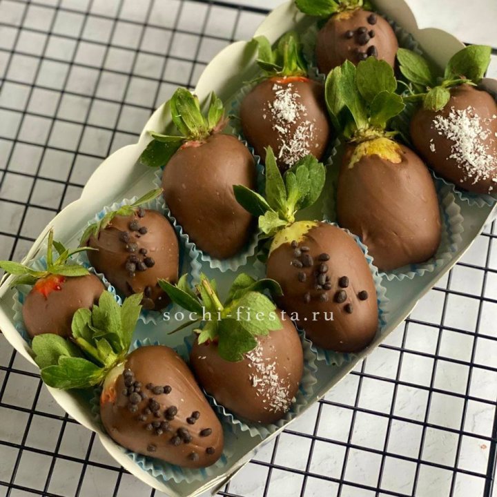 Клубника в шоколаде 10 ягод в Владивостоке