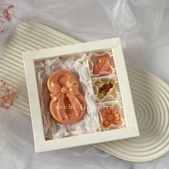 Конфеты из шоколада 8 Марта в Владивостоке