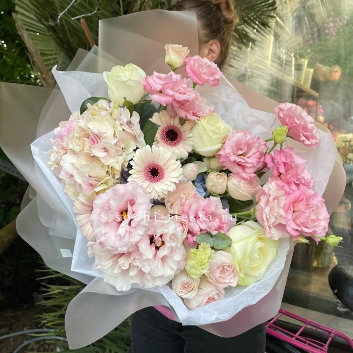 Дизайнерский букет "Лаундж пак" в Владивостоке