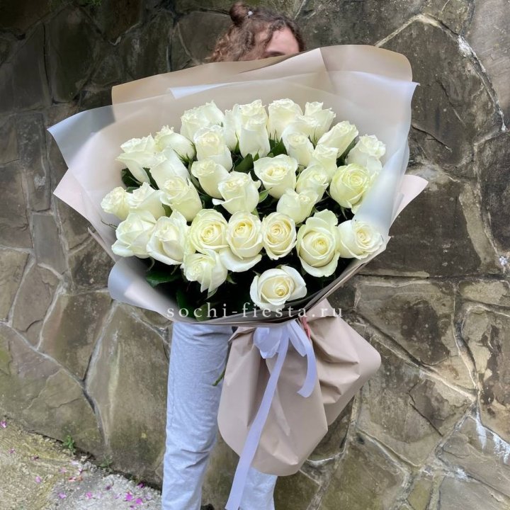 35 голландских роз в Владивостоке
