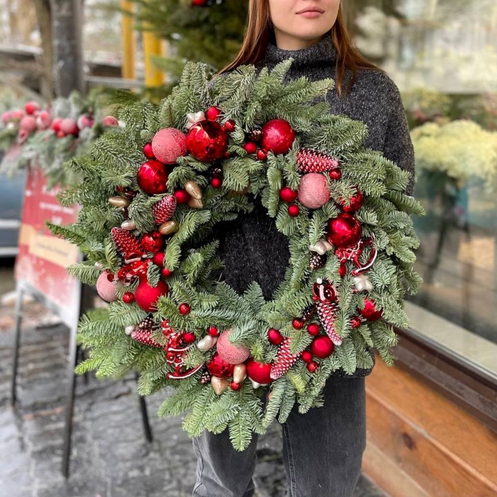 Рождественский венок  в Владивостоке