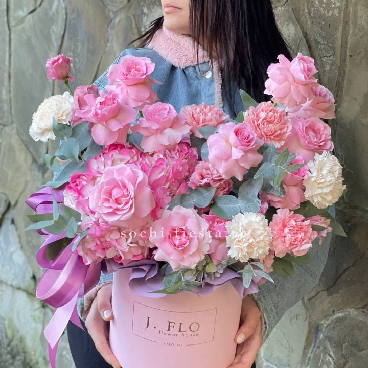 Цветочный бокс "Эсмиральда" в Владивостоке