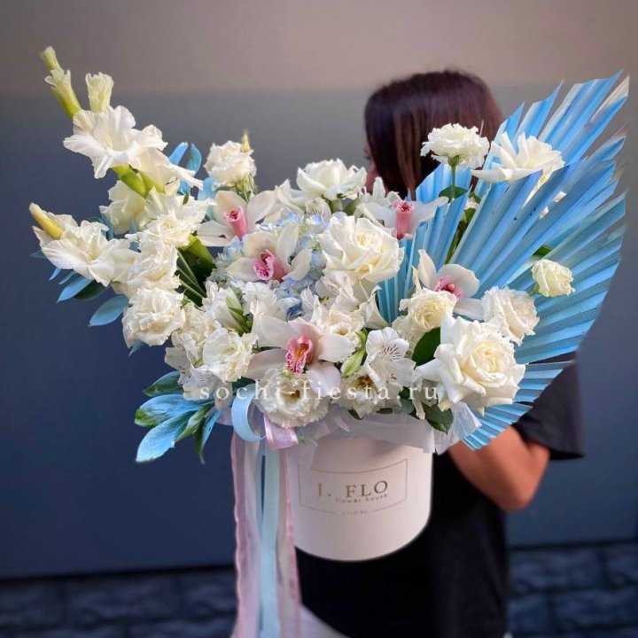 Цветочный бокс №3 в Владивостоке