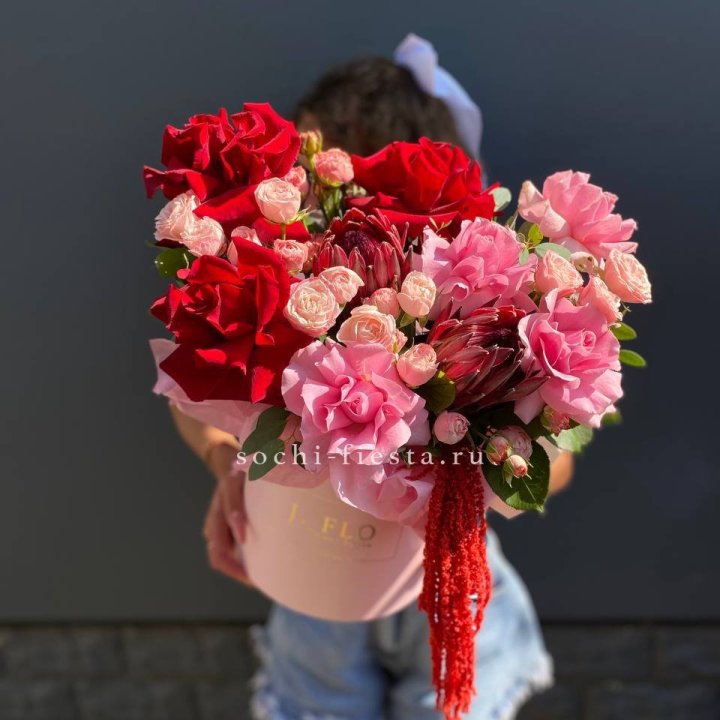 Дизайнерский цилиндр "Густо" в Владивостоке