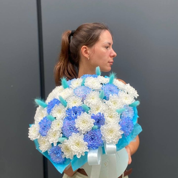  Коробочка  хризантем и лагуруса в Владивостоке