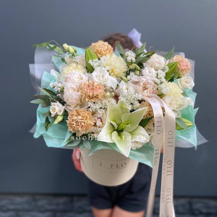 Дизайнерский цилиндр "Амвайл" в Владивостоке