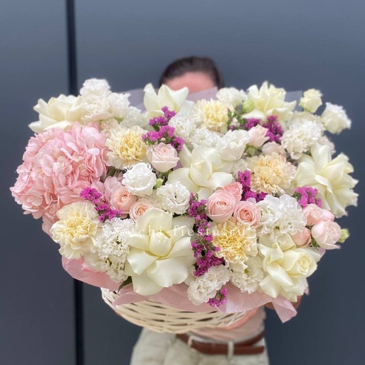 Корзина "Воздушная нежность" в Владивостоке