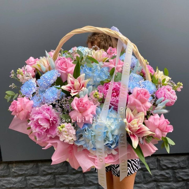 Яркая корзина "Летнее настроение" в Владивостоке