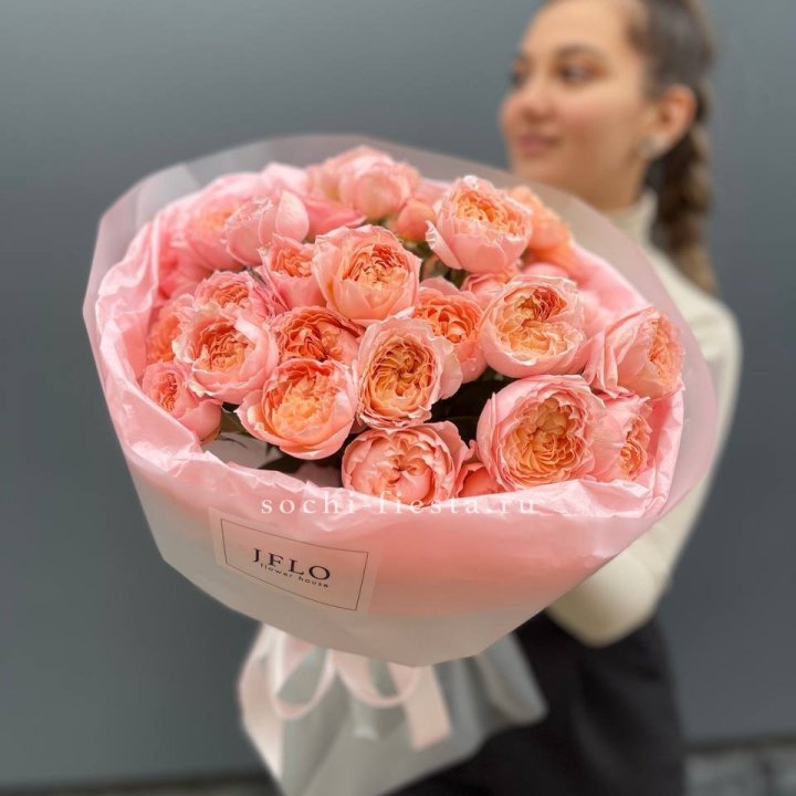 Букет из пионовидных роз Джульетта в Владивостоке