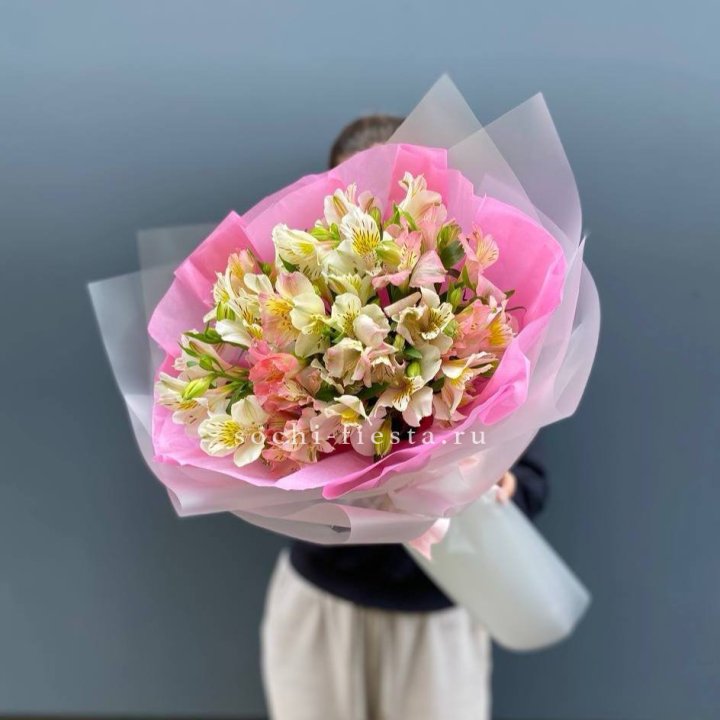 букет альстромерий "Черри" в Владивостоке