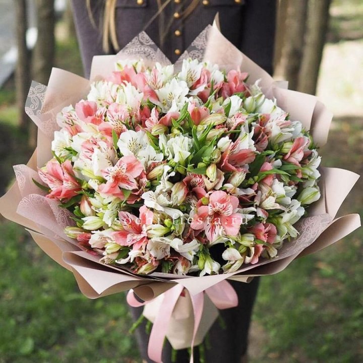 Букет альстромерий "ВАУ" в Владивостоке