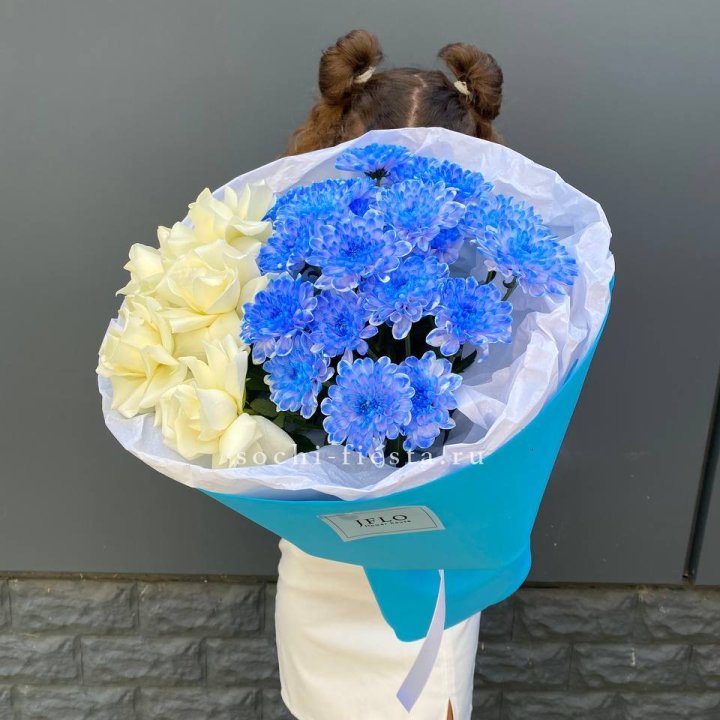 Дуо букет розы и хризантема в Владивостоке