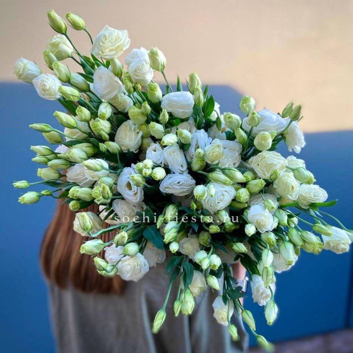 Охапка эустомы в Владивостоке