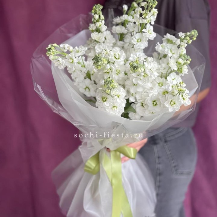 Букет ароматной маттиоллы №1 в Владивостоке