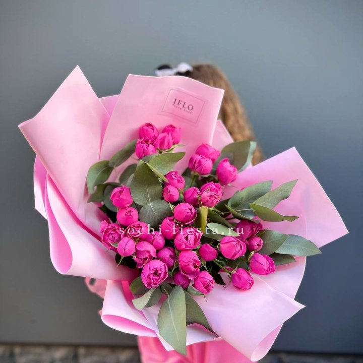 Пионовидные розы баблс в Владивостоке