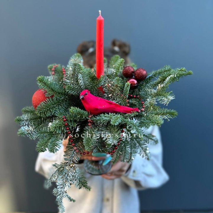 Новогодняя композиция в бокале в Владивостоке