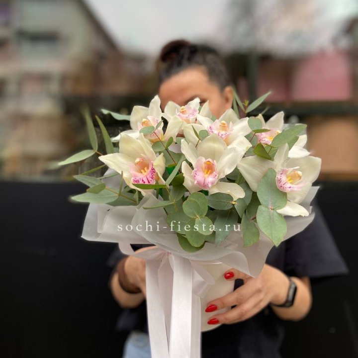 Бокс с орхидеями в Владивостоке