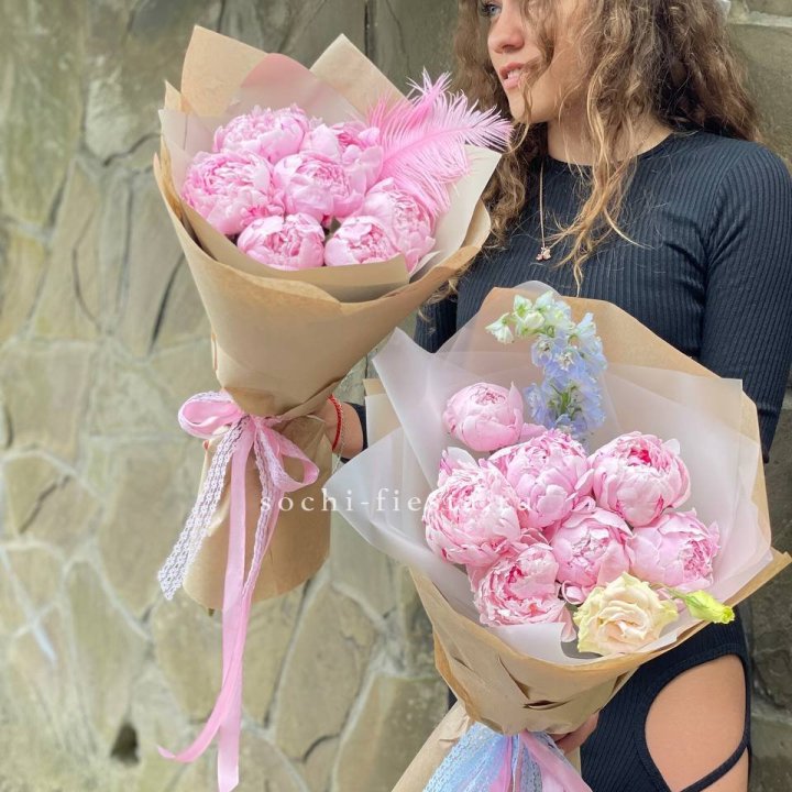 7 зефирных пионов  в Владивостоке