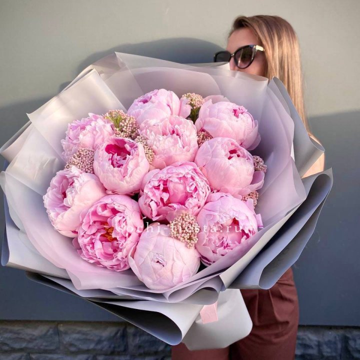 Букет с пионами "Стайл" в Владивостоке