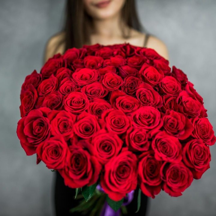 51 красная роза в Владивостоке