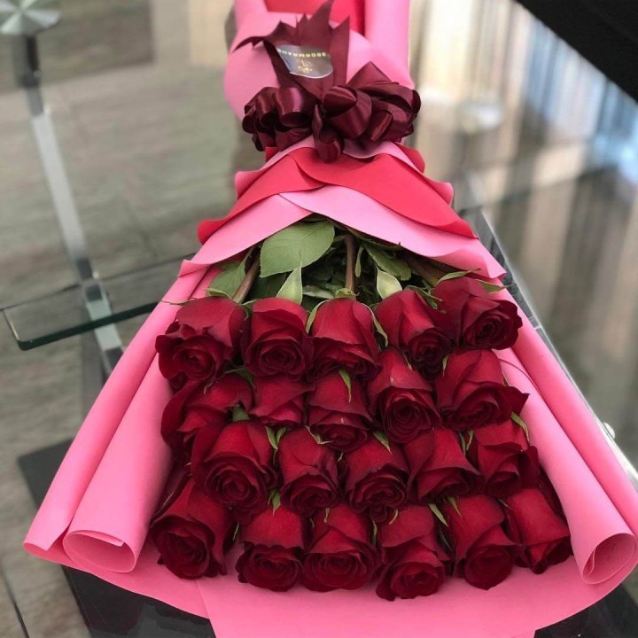 21 красная роза "Элеганс" в Владивостоке