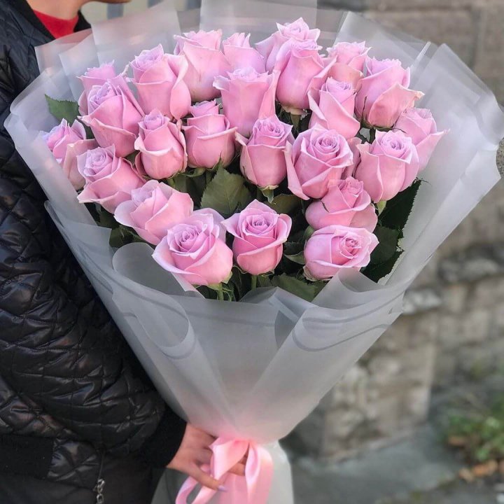 25 высоких розовых роз в Владивостоке