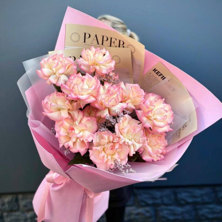 15 французских роз "Джумилия" в Владивостоке