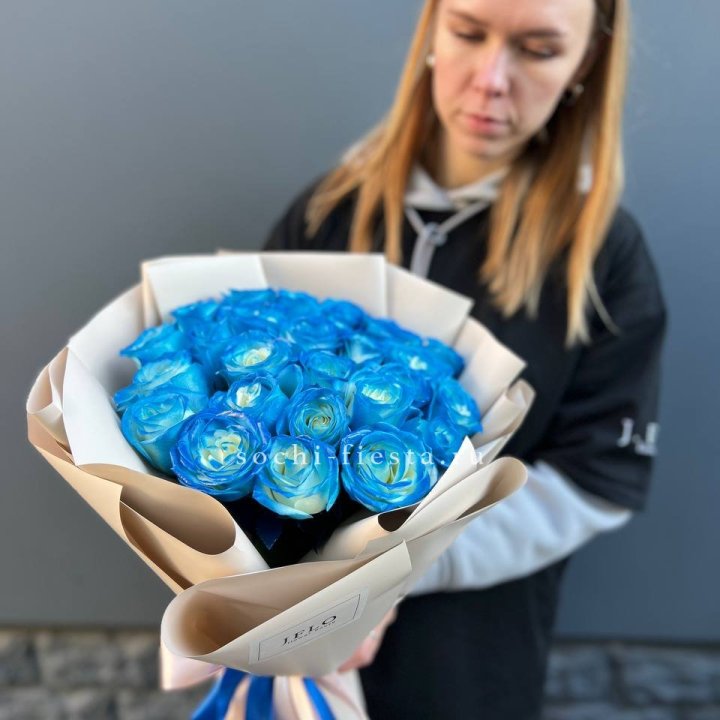 Букет синих роз блю логан в Владивостоке