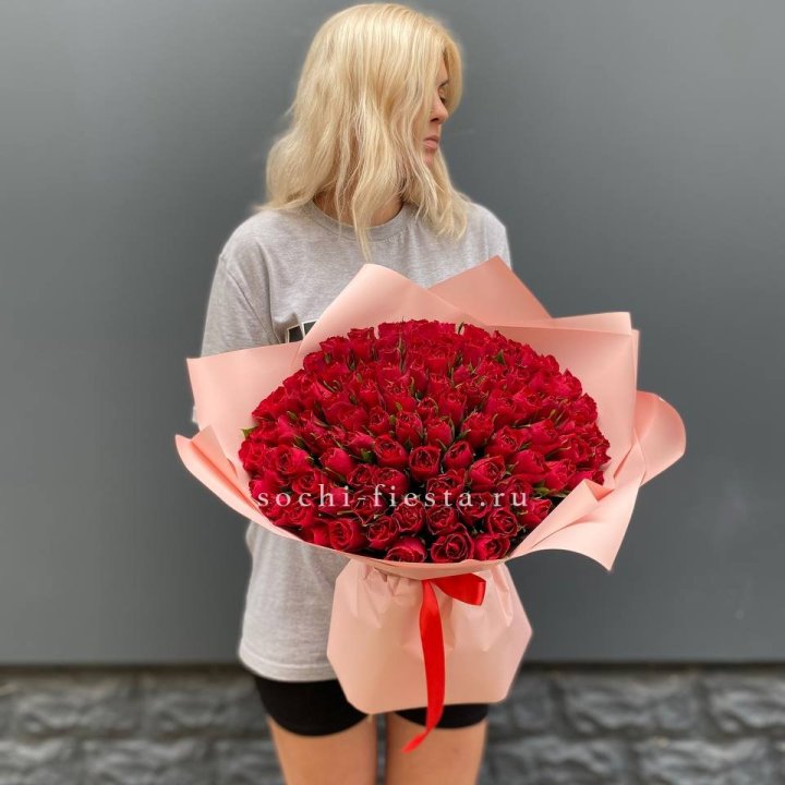 101  красная кенийская роза  в Владивостоке