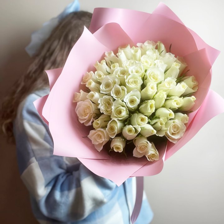 Букет из 51 белой розы (Кения) в Владивостоке