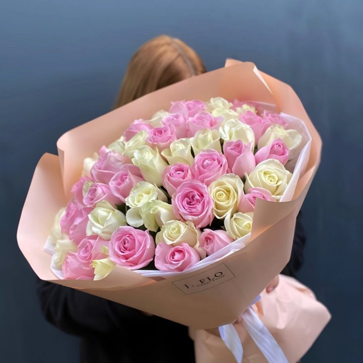 55 роз микс нежности в Владивостоке