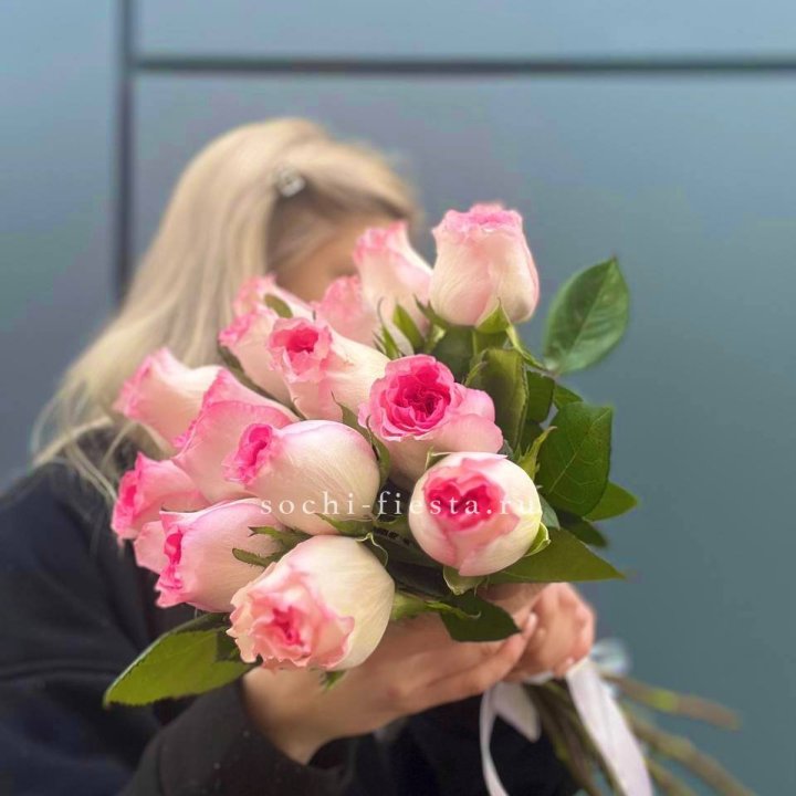 15 роз Мандала в Владивостоке