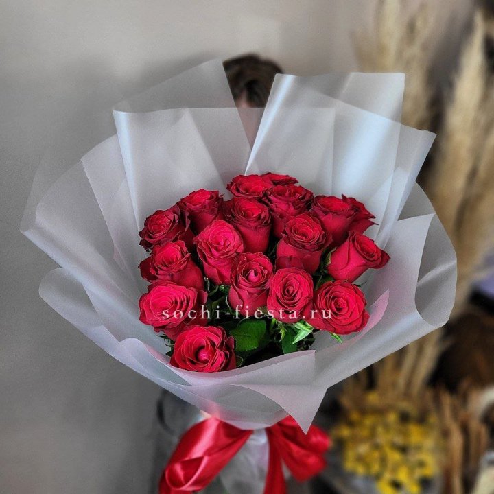 17 красных роз "Нет времени ждать" в Владивостоке