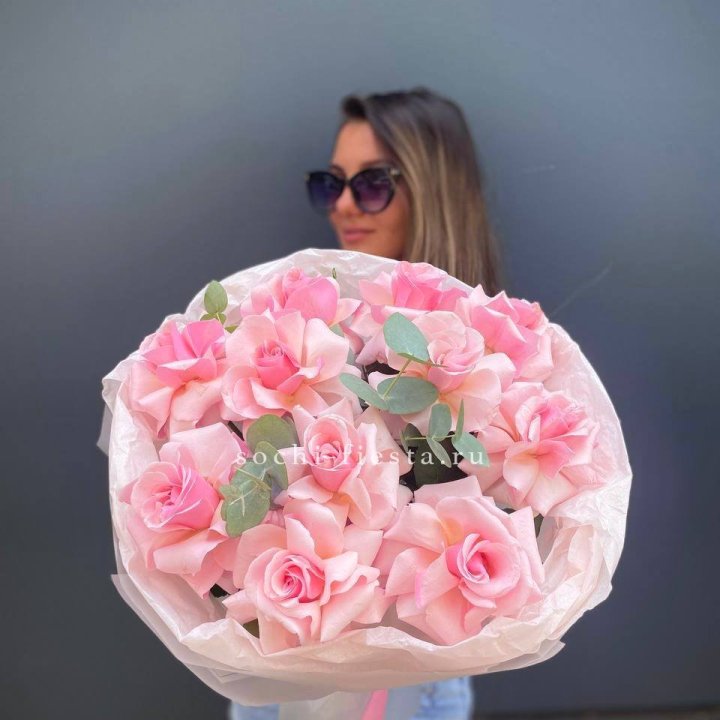 Букет роз "Минифу" в Владивостоке