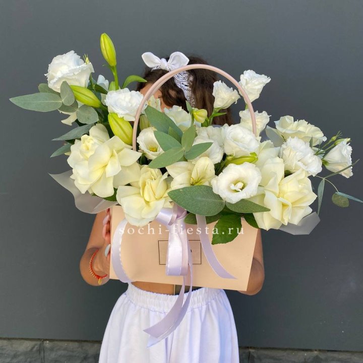 Сумочка цветов "Матина" в Владивостоке