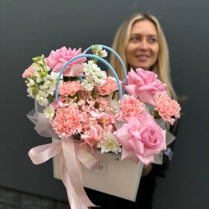 Сумочка "Бал цветов" в Владивостоке