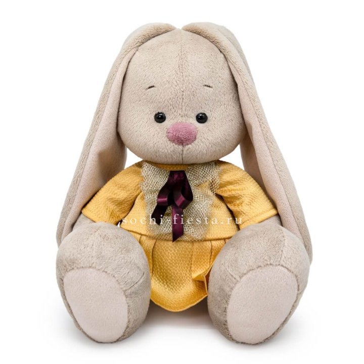 Зайка Ми в песочном платье в Владивостоке