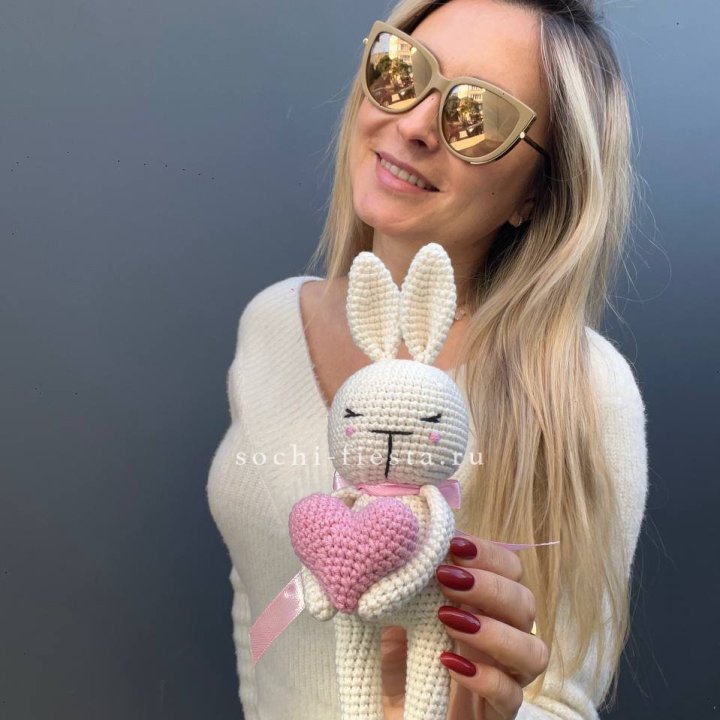Зайка с сердцем ручной работы в Владивостоке
