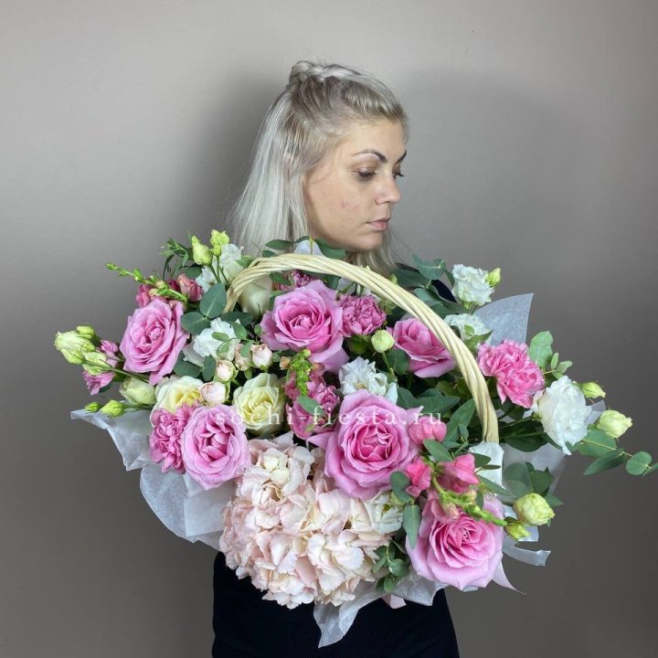 Цветочная корзина № 5 в Владивостоке
