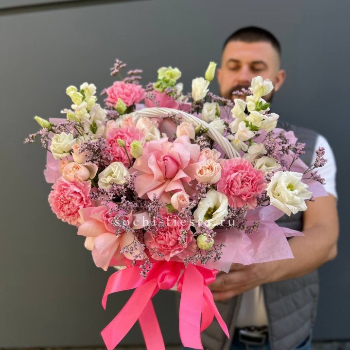 Цветочная корзина №1 в Владивостоке