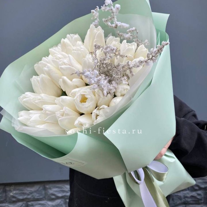 Букет белых тюльпанов "Бьянко" в Владивостоке