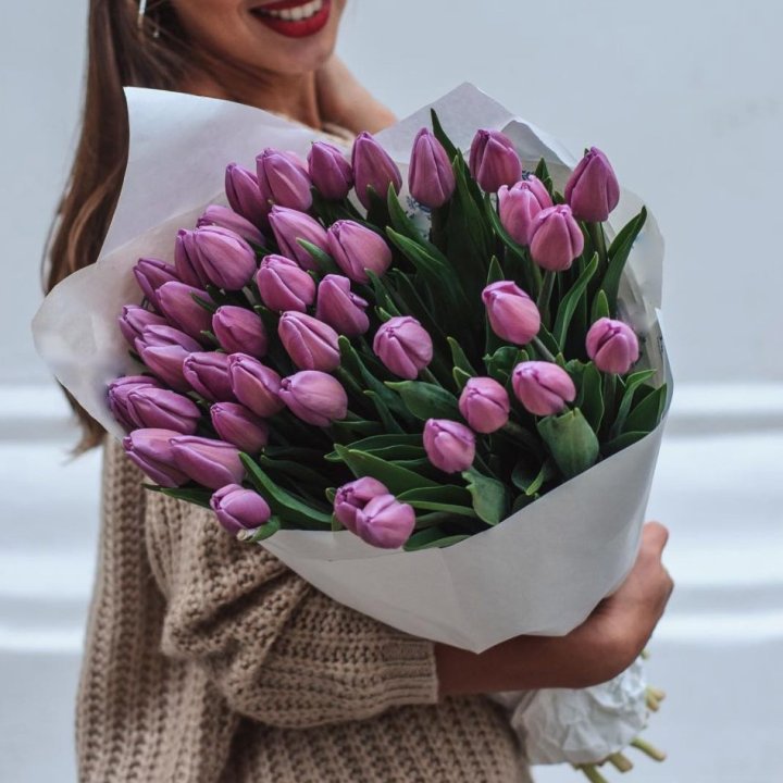 39 сиреневых тюльпанов в Владивостоке